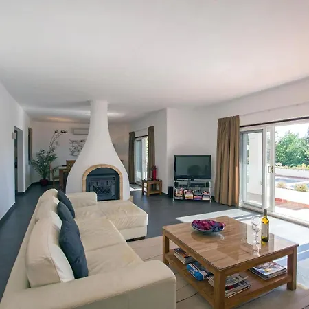 Carvoeiro Tennis - With Tennis Court And Private Heated Swimming Pool In Carvoeiro Villa