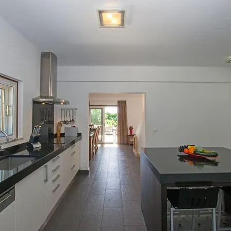 Tennis - With Tennis Court And Private Heated Swimming Pool In * Carvoeiro (Lagoa)